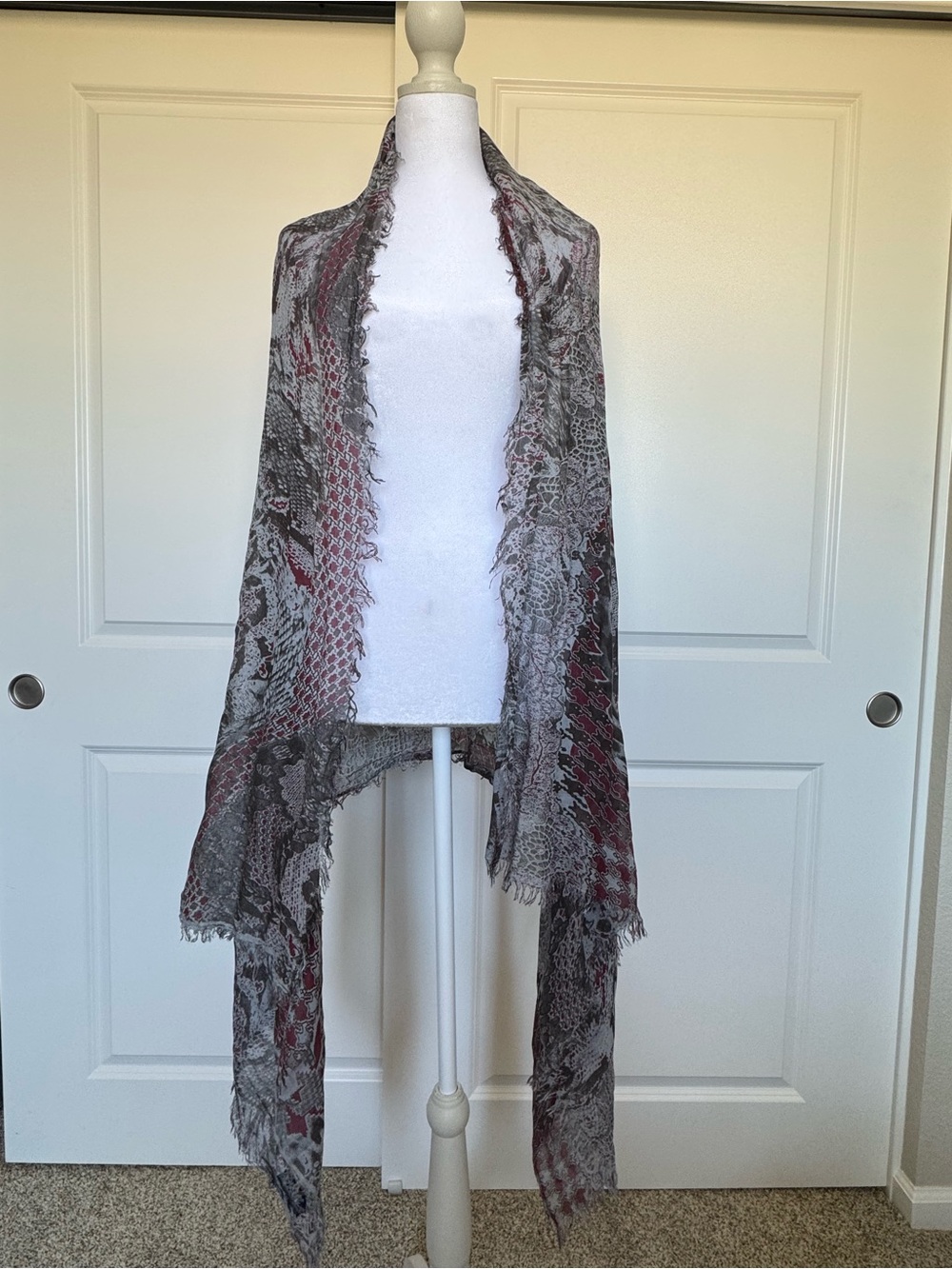 lightweight modal scarf
